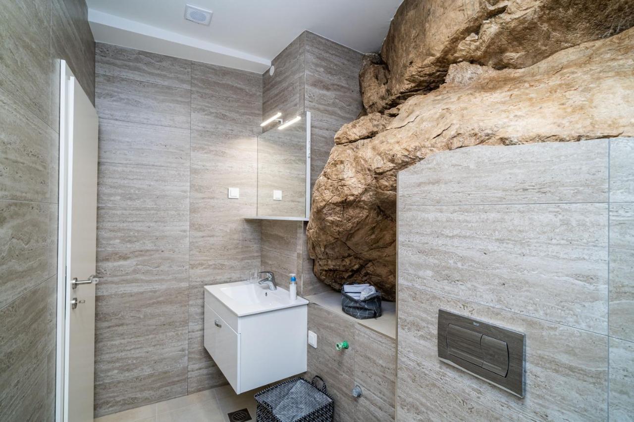 Hidden Gem Apartment مولونات المظهر الخارجي الصورة