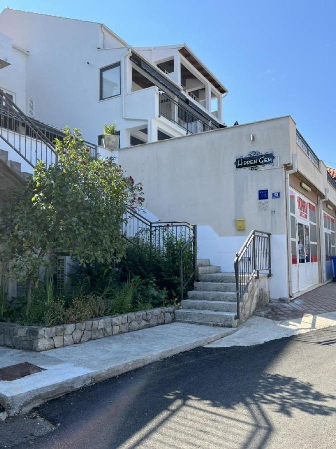 Hidden Gem Apartment مولونات المظهر الخارجي الصورة